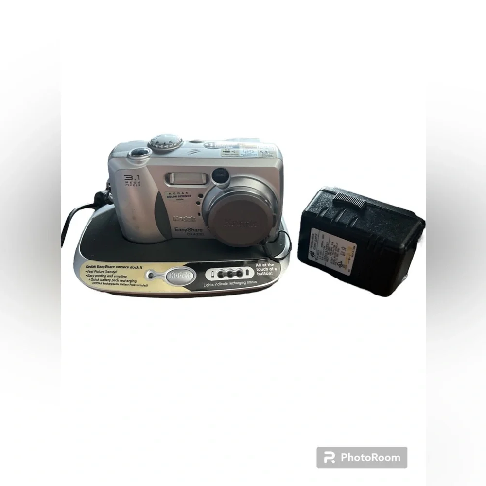 Kodak EasyShare DX4330 Digital Camera 3.1 MP 10X Zoom ~ Vintage ~ Silver W/Dock‎